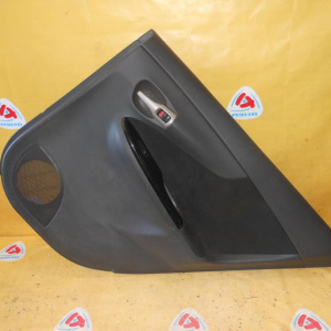 Обшивка двери Toyota Corolla Axio/Corolla Fielder ZRE140 зад, прав