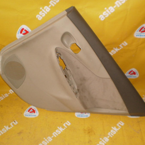 Обшивка двери Toyota Corolla Axio/Corolla Fielder ZRE140 зад, прав
