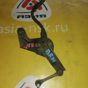 Датчик уровня кузова Subaru Legacy/Outback/Forester BR9/BRM/SH5/GE2/GH2/YA4/VM4/GP3 R 84031FG000