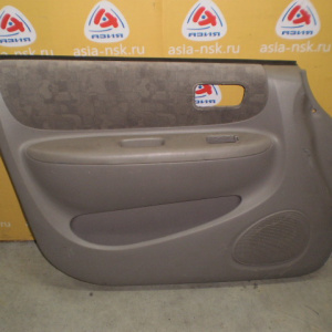 Обшивка двери Toyota Corolla Spacio AE110 перед, лев