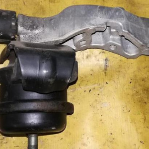 Подушка двигателя Nissan VQ35 Stagea M35 L=R