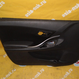 Обшивка двери Toyota Allion ZRT260 перед, лев