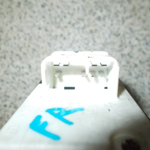 Пульт стеклоподъемника TOYOTA Lite Ace Noah/Town Ace Noah #R40/#R50 перед, прав гр.пасс.