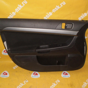 Обшивка двери Mitsubishi Lancer/Galant Fortis CY4A/CX3A перед, лев
