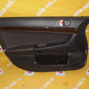 Обшивка двери Mitsubishi Lancer/Galant Fortis CY4A/CX3A перед, лев
