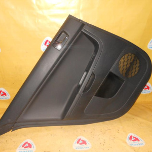 Обшивка двери Mitsubishi Lancer CY4A кожа зад, лев