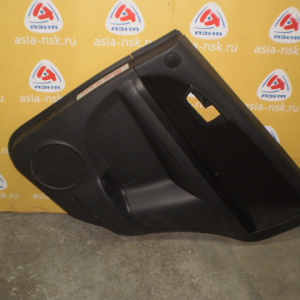 Обшивка двери Suzuki SX4 YC11S RHD зад, прав
