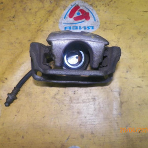 Суппорт TOYOTA ACR50/GSR55 Estima зад, лев