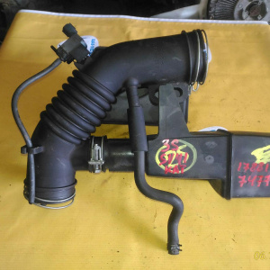 Гофра впускного коллектора Toyota 3S/4S-FE Vista SV40 резиновая ( катушечный )