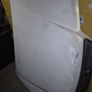 Капот TOYOTA Mark II GX100 h/t с решеткой