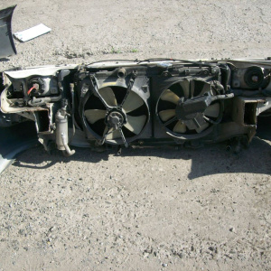 Ноускат Toyota Corona CT190 '1993 m/t дефект крепления L фары ф. 20-302, с. 20-305