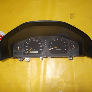 Панель приборов Toyota Vista SV40