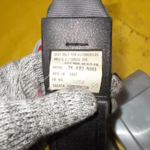 Ремень безопасности Mitsubishi K99W Challenger F 1997 (пара)