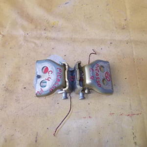 Петли на дверь Citroen C4 Grand Picasso UA/UD перед, лев (пара)