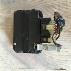 Пульт стеклоподъемника HONDA CR-V RD1 перед, прав дефект оснастки