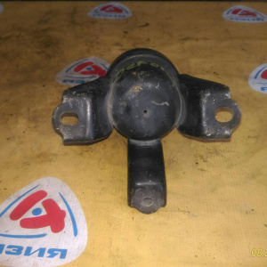 Подушка двигателя Toyota 5S Camry Gracia SXV20 2WD перед F 12361-74490