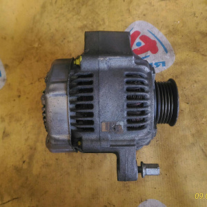 Генератор TOYOTA 7M OLD 3конт. круглый разъём