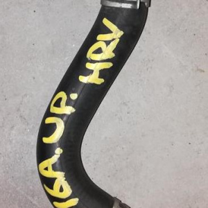 Патрубок  радиатора Honda 19501-PEL-000 HR-V GH1/GH2/GH3/GH4 D16A в F верх.