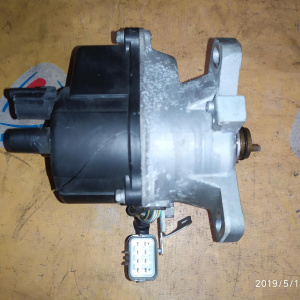 Трамблер Honda D16A/D16W1 HR-V GH3 8к БРАК КРЫШКИ / 30100-PEL-J01