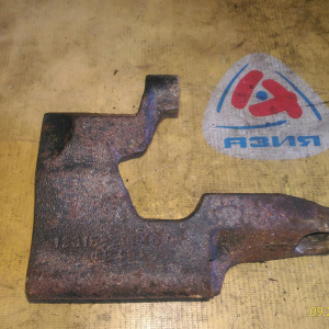 Крепление подушки ДВС Toyota 1MZ/3MZ MCV30/MCU25/MCU35 '2003- перед, прав н
