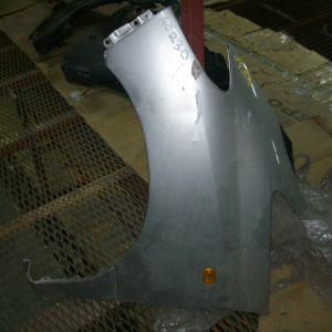 Крыло TOYOTA Estima #CR30/40 перед, лев дефект 53812-28060