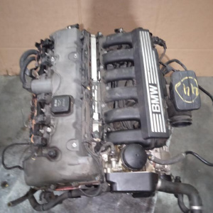 Двигатель BMW 5-Series N52/N52B25AF-04176227 2WD 525i NE52 БЕЗ НАВЕСНОГО E60 '2006