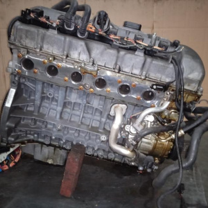 Двигатель BMW 5-Series N52/N52B25AF-04176227 2WD 525i NE52 БЕЗ НАВЕСНОГО E60 '2006