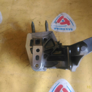 Крепление подушки ДВС Honda D15B/D17A Civic EU1/ES1 перед, лев