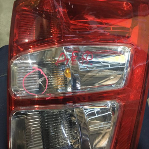 Стоп SUZUKI R Escudo TD94W дефект стекла