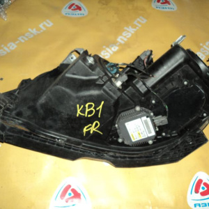 Фара Honda прав Legend KB1