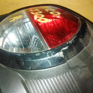 Стоп Chevrolet Aveo T300 '2011-2016 R Хэтчбек, окантовка чёрная