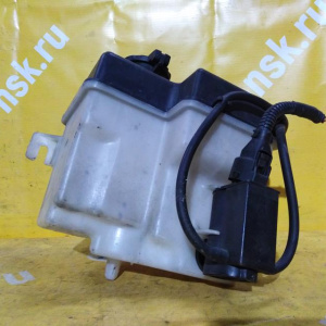 Бачок омывателя Hyundai Getz TB/BJ + насос 2 выхода 986101C000
