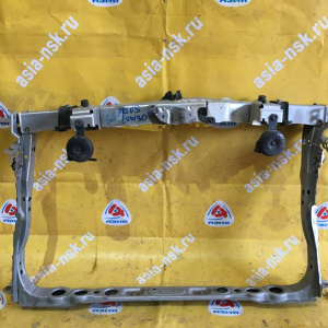 Рамка радиатора Toyota Prius ZVW30