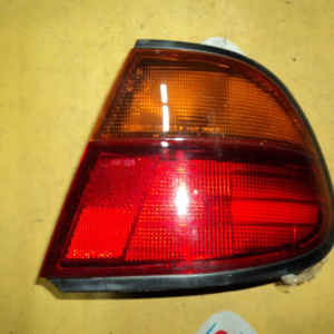 Стоп NISSAN R Pulsar N15 '1995 дефект