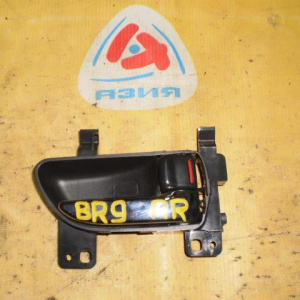 Ручка двери внутренняя Subaru Legacy BR9 R внутренняя