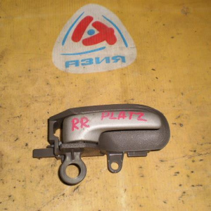 Ручка двери внутренняя Toyota Vitz/Platz/Funcargo/bB NCP10/20/30 R внутренняя