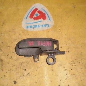 Ручка двери внутренняя Toyota Vitz/Platz/Funcargo/bB NCP10/20/30 L внутренняя