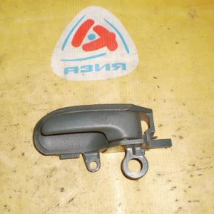 Ручка двери внутренняя Toyota Vitz/Platz/Funcargo/bB NCP10/20/30 L внутренняя