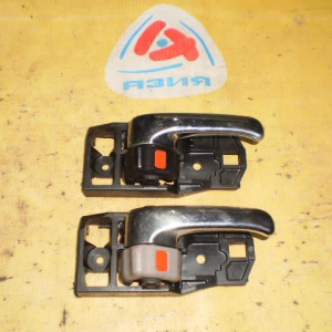 Ручка двери внутренняя Toyota GXE10/ACA20/ACR30/SXN10/SXM10/JCG10/MCU15/ACU20/NHW10/GX110 R внутренняя