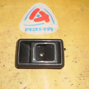 Ручка двери внутренняя Toyota Corolla/Sprinter Carib/Sprinter AE90 R внутр.