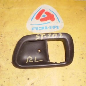 Ручка двери внутренняя Toyota Carina ED/Corona Exiv ST202 L внутренняя чашка