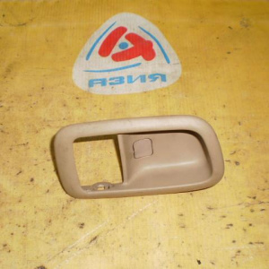 Ручка двери внутренняя Toyota Windom MCV20 R внутренняя чашка