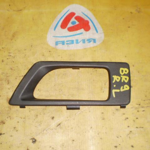 Ручка двери внутренняя Subaru Legacy BR9 зад, лев обрамление внутр.ручки