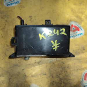 Блок предохранителей TOYOTA KR42 Lite Ace Noah/Town Ace Noah