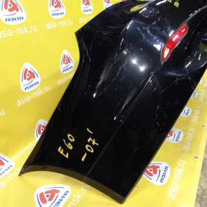 Бампер BMW 5-Series E60 '2003-2007 зад +парктроники+катафоты 51127033707