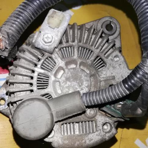 Генератор Honda L13A/L15A Fit GB3/GE6 4 конт. квадратный разъем ( C/F/G/L ) / AHGA77