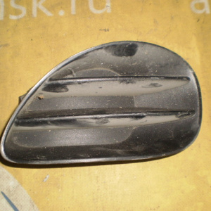 Заглушка в бампер Toyota Vitz KSP90 '2005-2007 L