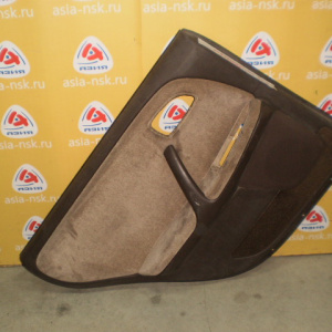 Обшивка двери Toyota Mark II GX90 зад, лев (с ручкой)