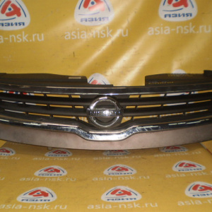 Решетка радиатора Nissan Serena C25 '05.2005-11.2007