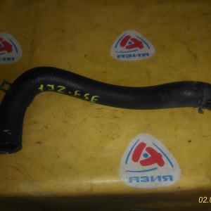 Патрубок  радиатора Toyota Progres JCG10 1JZ-FSE н F низ.